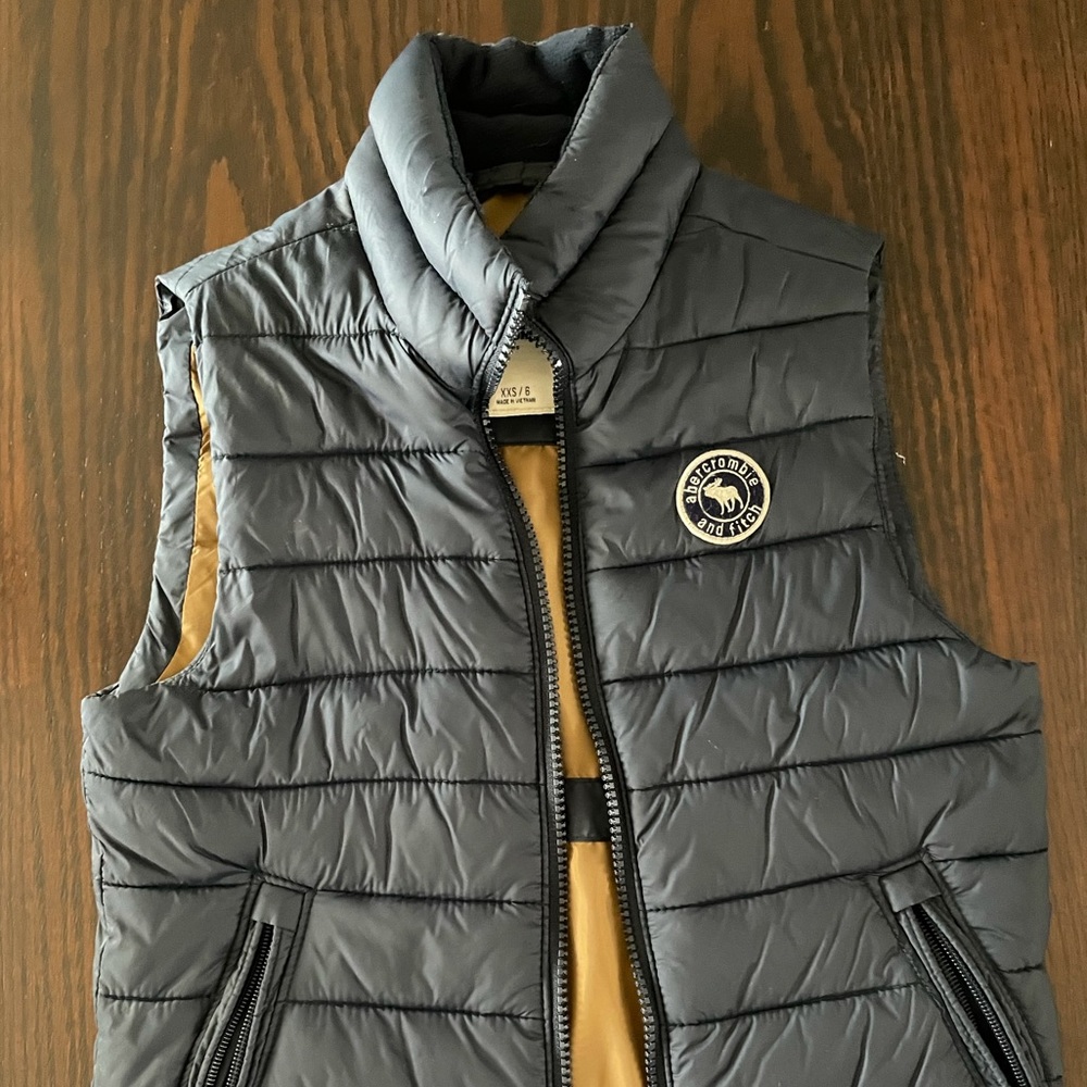 Abercrombie kids boy 6 XXS